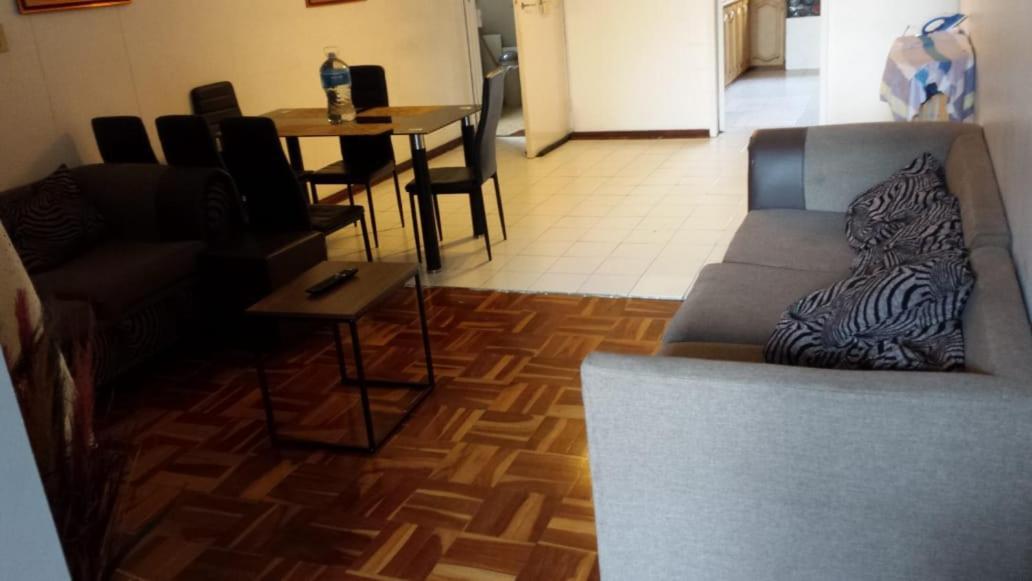 Rosebank Accommodation Johannesburg Eksteriør billede